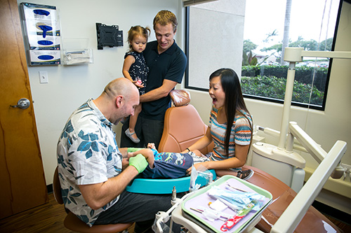 Dr. Griffith with Patients in Kona